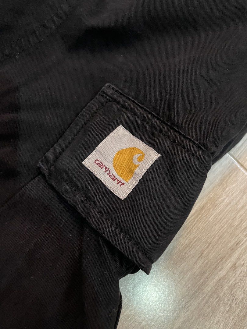 Carhartt WIP Cargo Trousers (Category: Trousers) located in Las Pinas. Submitted by dhliacmp (Listing ID 1461707079, Image 3). Description: Carhartt WIP Cargo Trousers Size 34-36 Has some slight fadings(Normal on Carhartt) Not sure if its washable or nah Cut tags See details Looks authentic to me Adjustable Hem.
