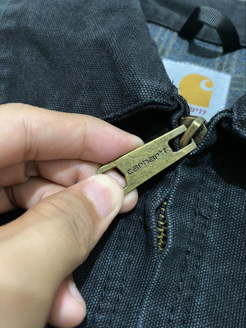 CARHARTT J97 PTL DETROIT JACKET (Category: Hoodies) located in Caloocan City. Submitted by alexahvaldez (Listing ID 1461763092, Image 3). Description: NEGO FOR SURE BUYER 24 / 26 EXCELLENT CONDITION NO ISSUE.