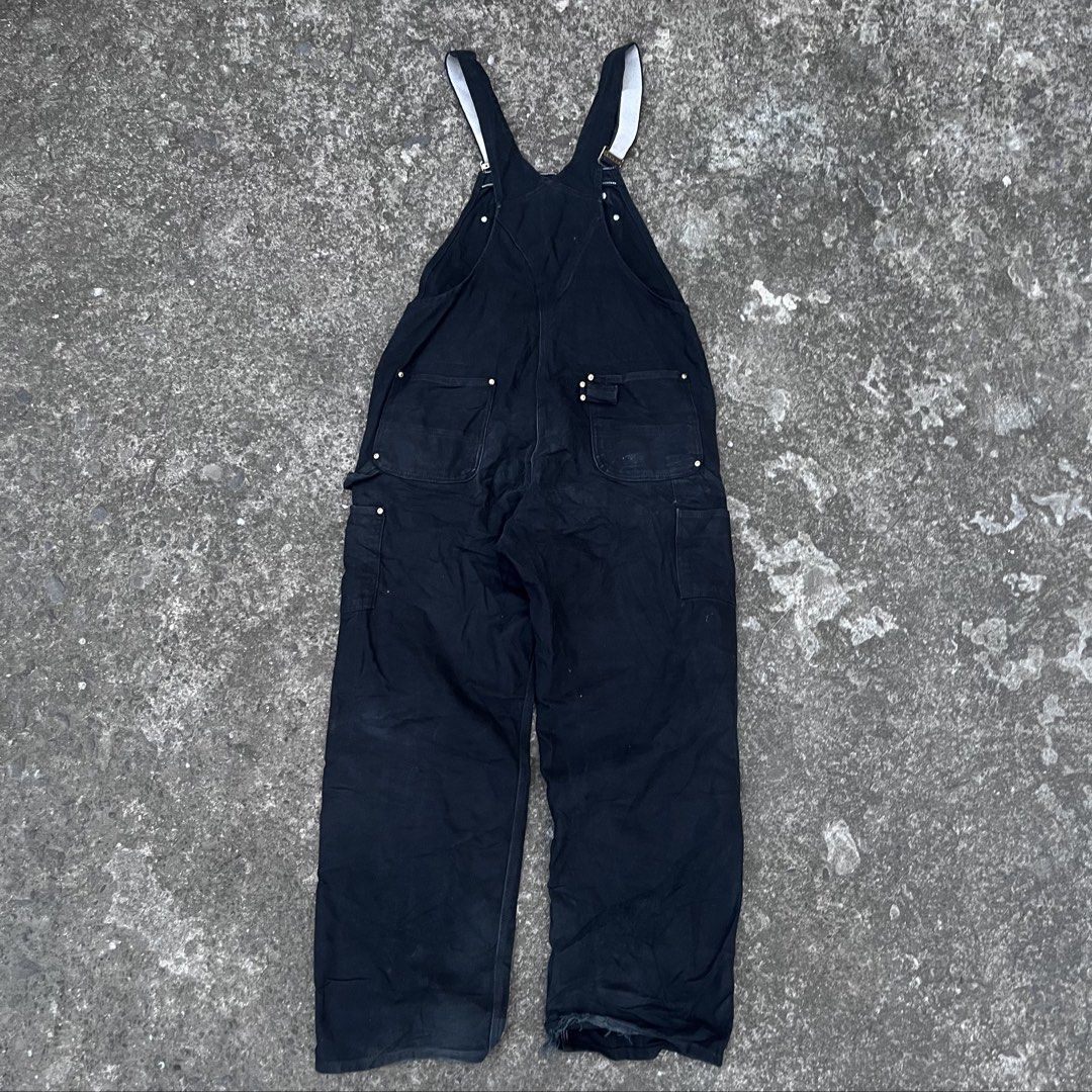 Carhartt Jumper Big Patch (Category: Activewear) located in Nagcarlan. Submitted by swiftgem-d189 (Listing ID 1461595865, Image 2). Description: Pm for more details!.