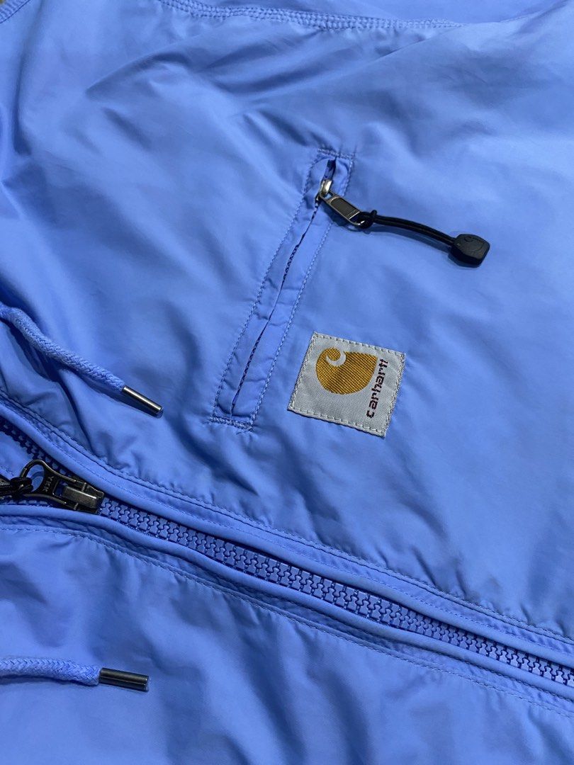 Carhartt Winbreaker (Category: Activewear) located in Leganes. Submitted by wisehandpick (Listing ID 1461715218, Image 2). Description: CARHARTT WINDBREAKER Excellent condition, need wash only and 1 small scratch at the back bottom part Dimension 24 width 28 length Complete Direct message please.