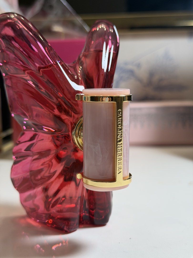 Carolina Herrera La Bomba EDP (Category: Fragrance & Deodorants) located in Manila. Submitted by fundmynxtshopping (Listing ID 1461772356, Image 3). Description: -full sized ✨ 80ml/ used 2x - Released just last year, bought early this year at Zayed International Airport Duty Free. - Still nego, just mssg if more proof of authenticity is needed. 🫶🏻 Lalamove ready 💨 .