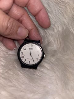 (Category: ) located in . Submitted by vintageaccessories (Listing ID 1461567008, Image 1). Description: .