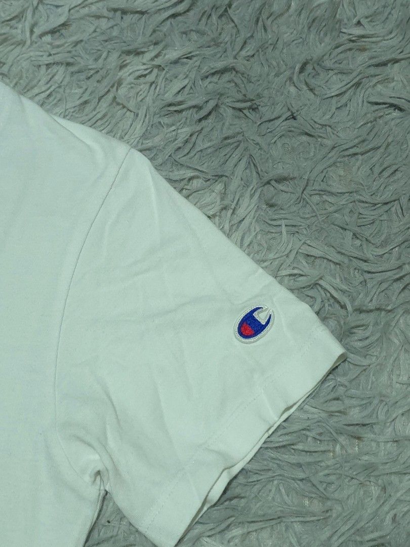 Champion (Category: Shirts) located in Abulug. Submitted by humanwhosellthings (Listing ID 1461630758, Image 3). Description: CHAMPÌON Womens Tee ✅️Size: Medium ✅️Dimes: 18W x 23L ✅Condition: Excellent ✅Issue: None ✅Color Rate: 9.8/10.