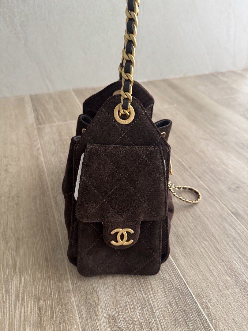 Chanel 25 Mini Brown Suede Bag (Category: Shoulder Bags) located in Quezon City. Submitted by ciiel (Listing ID 1461664447, Image 3). Description: Brand New.