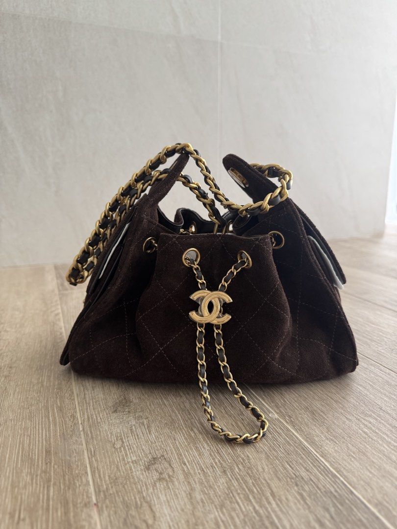 Chanel 25 Mini Brown Suede Bag (Category: Shoulder Bags) located in Quezon City. Submitted by ciiel (Listing ID 1461664447, Image 1). Description: Brand New.
