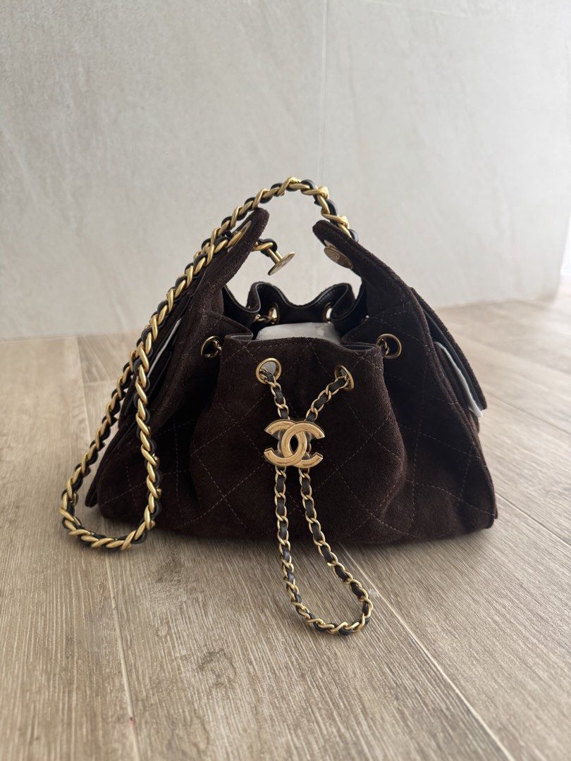 Chanel 25 Mini Brown Suede Bag (Category: Shoulder Bags) located in Quezon City. Submitted by ciiel (Listing ID 1461664447, Image 2). Description: Brand New.