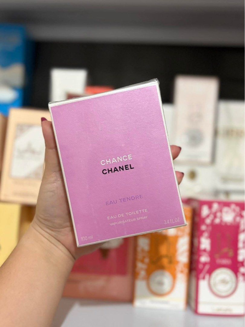 CHANEL CHANCE EAU TENDRE EDT (Category: Fragrance & Deodorants) located in Quezon City. Submitted by embere_shop (Listing ID 1461575035, Image 1). Description: 📌Please read the last image carefully - all details are already provided. ❗️Offers below the regular price will no longer be entertained. Thank you for understanding. 💰 Mode of Payment (MOP): GCash 📦 Mode of Delivery (MOD): • Lalamove (Same-day delivery) • J&T Express (1–2 days) 📍 Loca