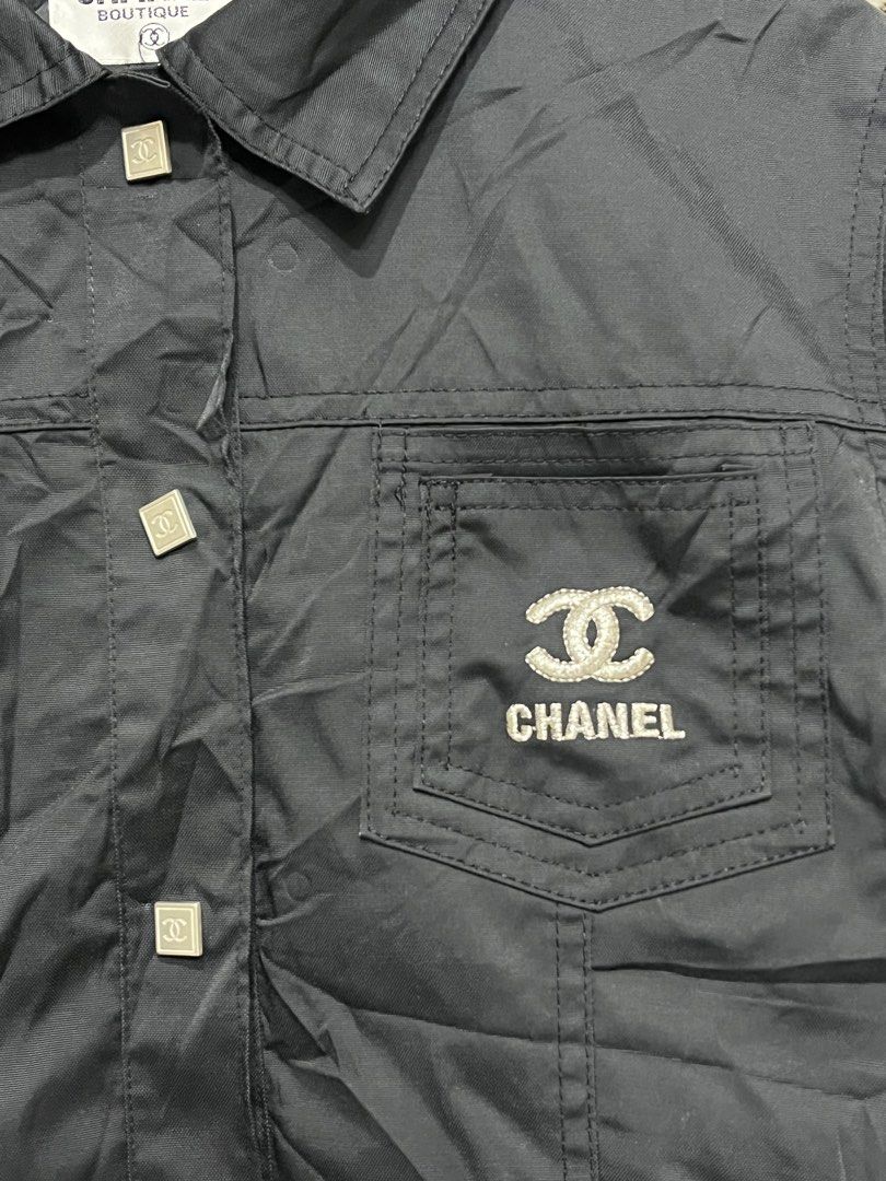 Chanel Jacket Button Down (Category: Coats, Jackets and Outerwear) located in Davao. Submitted by archived.status (Listing ID 1461742544, Image 3). Description: COLOR MAY VARY DUE TO LIGHTING‼️ Condition: 9.5/10 Color rate: 9.5/10, or better Issue: needs wash only Size Medium Width 19 Length 24.