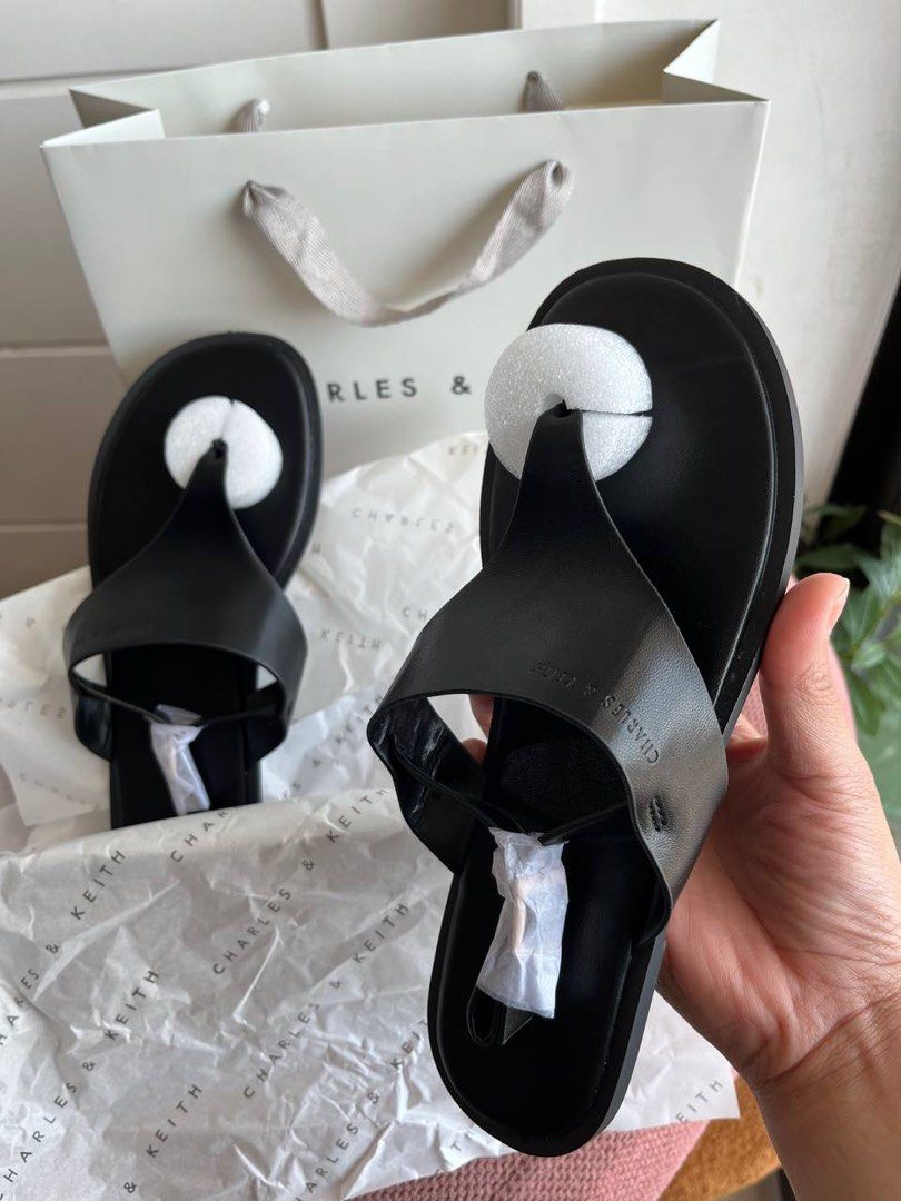 Charles & Keith Sandals (Category: Flats & Sandals) located in Binan City. Submitted by pinkykeenshop (Listing ID 1461766410, Image 2). Description: .