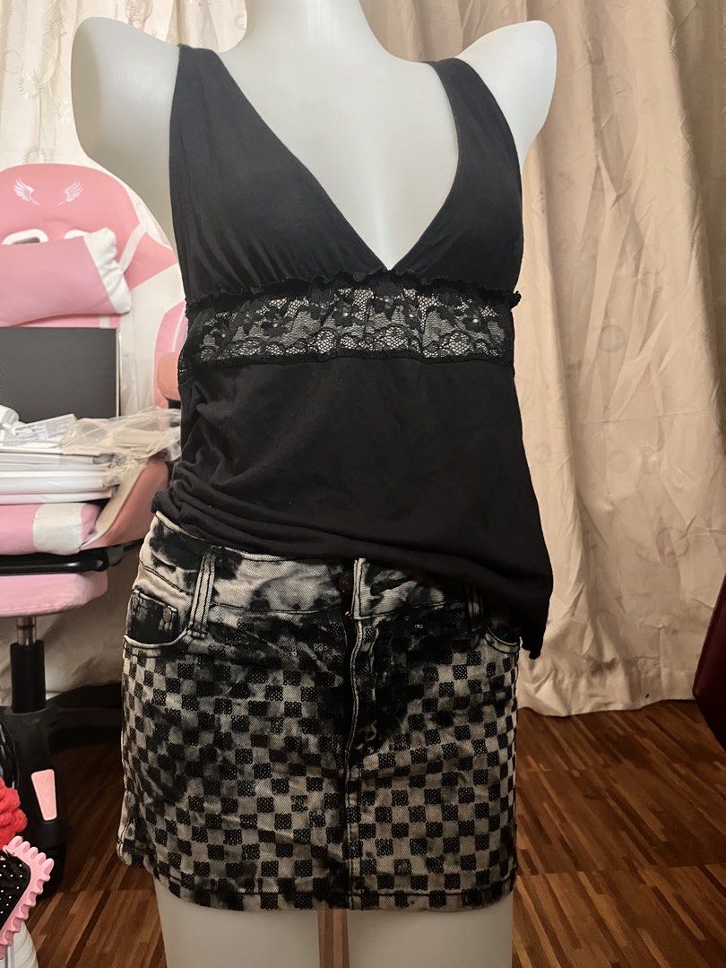Checkerboard Denim Mini Skirt (Category: Skirts) located in Manila. Submitted by chimcheese (Listing ID 1461585125, Image 1). Description: vintage mini skirt size 27-28.