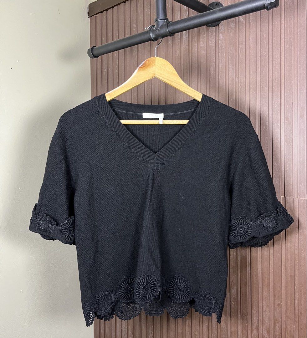Chloé Virgin Wool V-Neck Blouse (Category: Blouses) located in Cabanatuan. Submitted by cabsygoods (Listing ID 1461709520, Image 1). Description: Chloé Virgin Wool V-Neck Blouse Width 18 Length 19 Very good condition No issue Color rate 9/10 Dm to purchase! 📩.