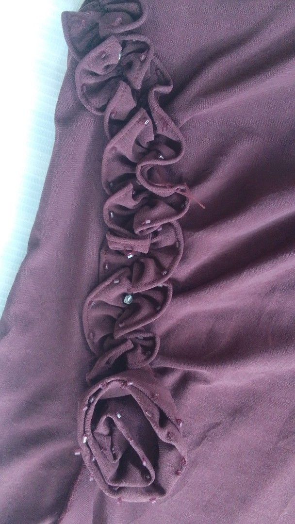 Choco Brown Asymmetrical Midi/Maxi Skirt (Category: Skirts) located in Caloocan City. Submitted by babradede215 (Listing ID 1461623987, Image 2). Description: Waistline : 28-30 Length : 25 Color Rate : 9.9/10.