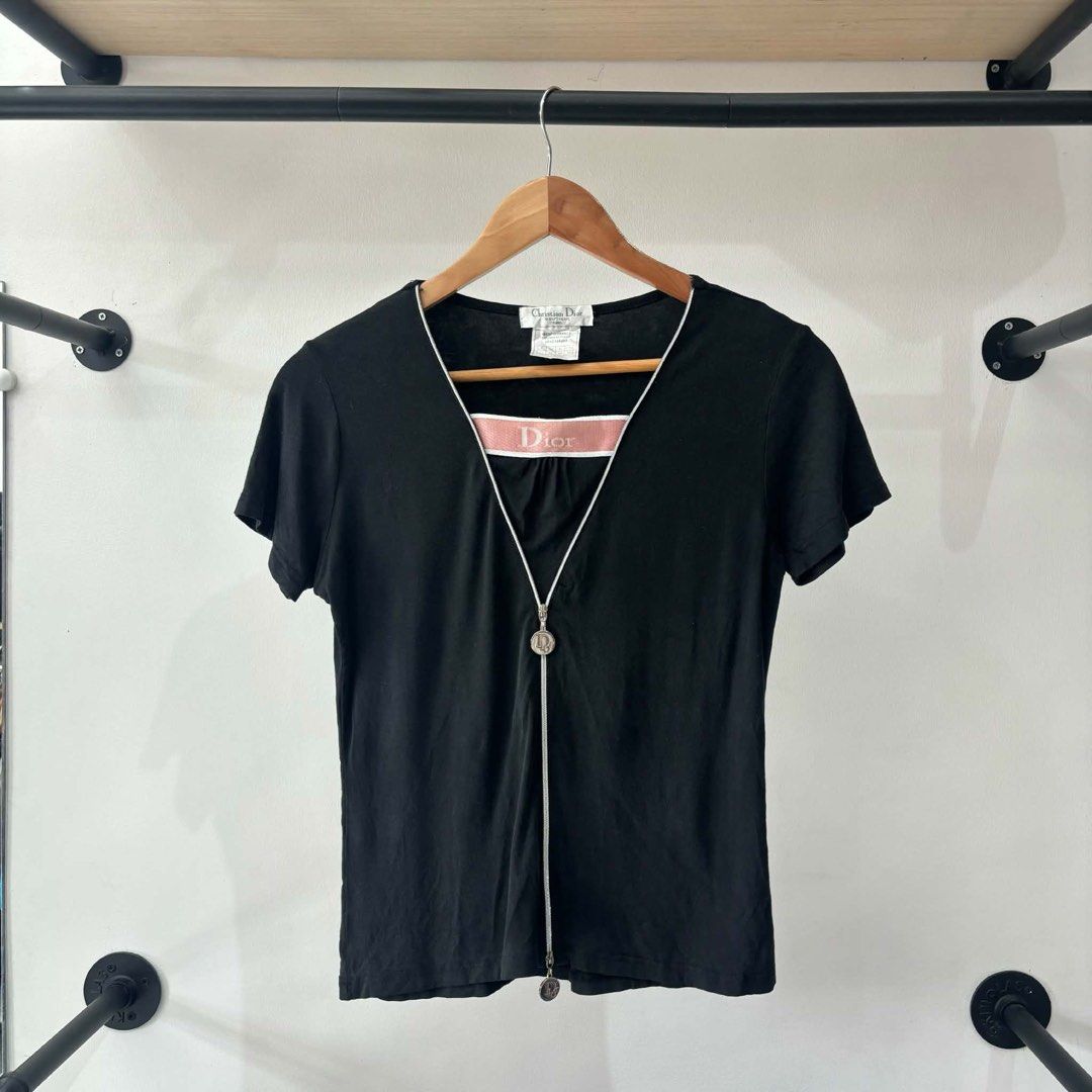 Christian Dior Y2k top (Category: Blouses) located in Bambang. Submitted by heats777 (Listing ID 1461661457, Image 2). Description: Excellent condition No issues Size: US 10.