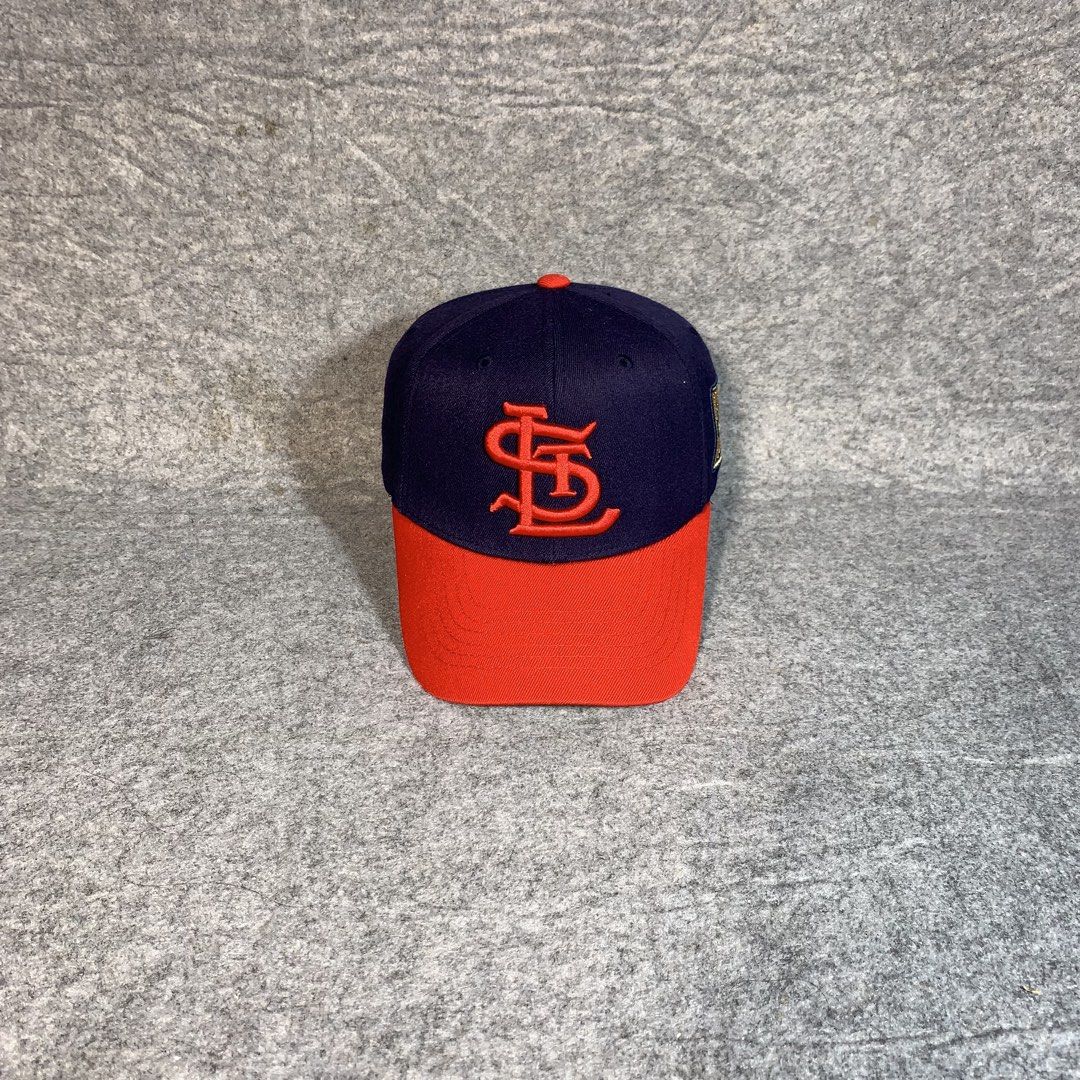 Close-cap MLB (Category: Caps & Hats) located in Manila. Submitted by gerardaji7668 (Listing ID 1461709369, Image 1). Description: .