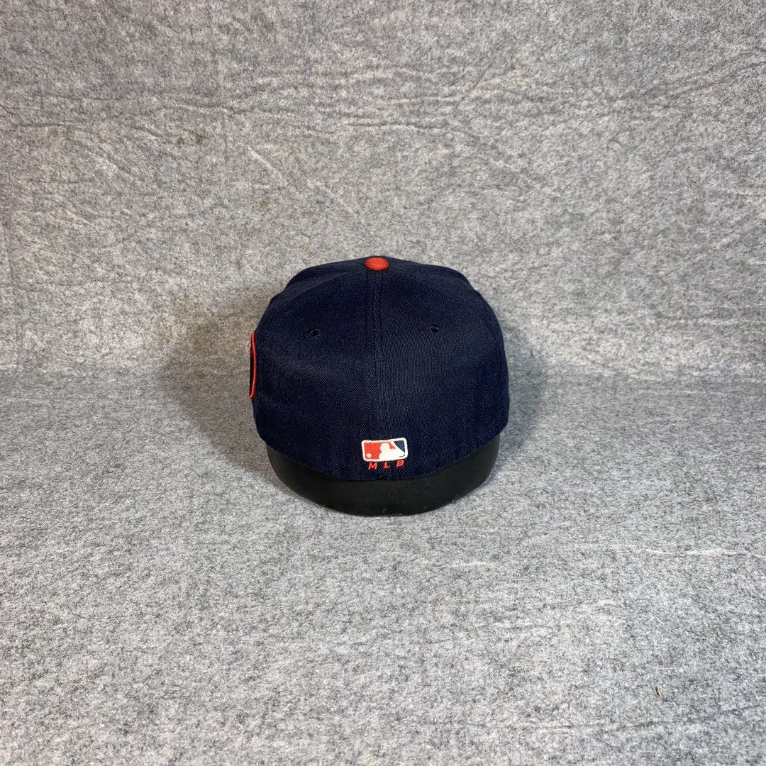Close-cap MLB (Category: Caps & Hats) located in Manila. Submitted by gerardaji7668 (Listing ID 1461710218, Image 3). Description: .