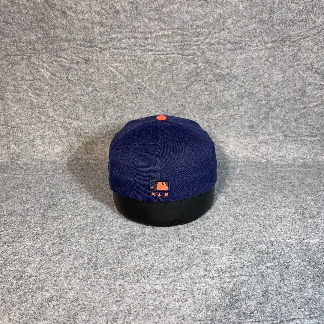 Close-cap NY MLB (Category: Caps & Hats) located in Manila. Submitted by gerardaji7668 (Listing ID 1461710679, Image 2). Description: .