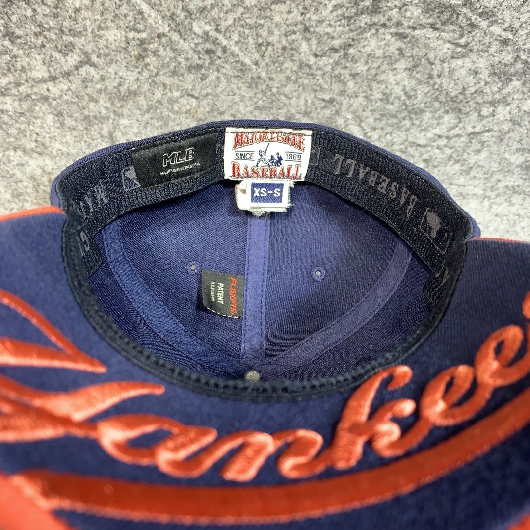Close-cap NY MLB (Category: Caps & Hats) located in Manila. Submitted by gerardaji7668 (Listing ID 1461710679, Image 3). Description: .