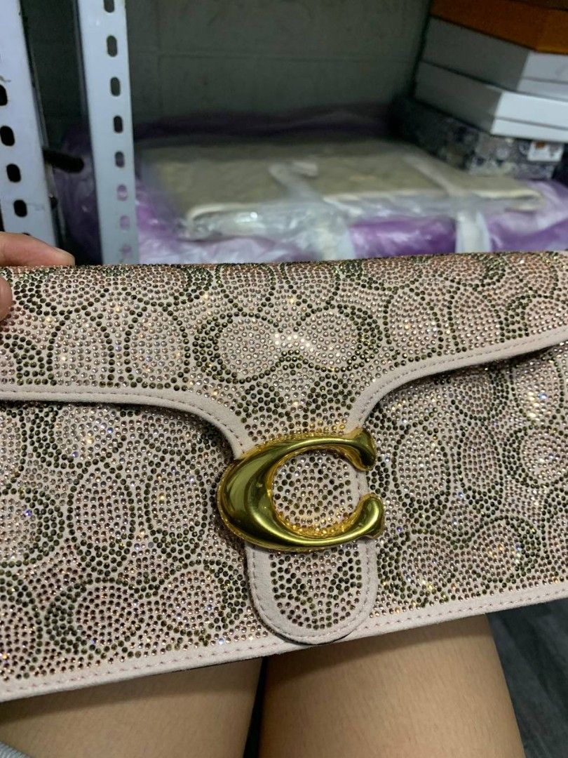 Coach Crystal Tabby (Category: Shoulder Bags) located in Valenzuela. Submitted by _prettysimplecollection (Listing ID 1461758109, Image 2). Description: .