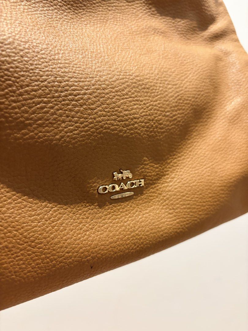 Coach Hobo Leather Bag (Category: Shoulder Bags) located in Bulacan. Submitted by roxanneio (Listing ID 1461644935, Image 3). Description: Decluttering. personally bought from outlet at Canada. No inclusions..