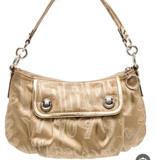 (Category: ) located in . Submitted by lene48 (Listing ID 1461633865, Image 1). Description: .