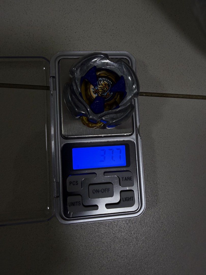 全新有code Ux-18 01 木乃伊上蓋 高重37.7g （分類：動作及對戰玩具）位於 Hong Kong。 由 danielhkhahahalol 提交（商品編號 1461711862，圖片 1）。簡介： 。
