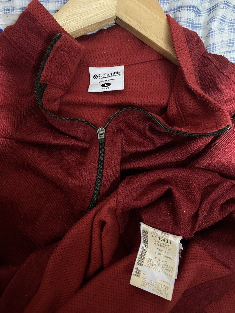 columbia (Category: Coats, Jackets and Outerwear) located in Manila. Submitted by rcvnt (Listing ID 1461728490, Image 3). Description: 21x27.