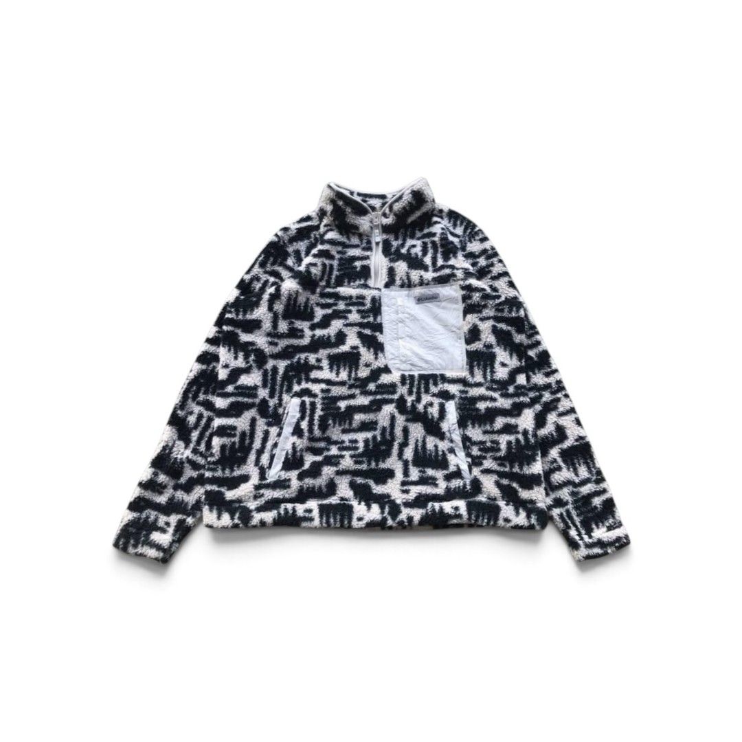Columbia fleece jacket (Category: Coats, Jackets and Outerwear) located in Manila. Submitted by historicthrift (Listing ID 1461600325, Image 1). Description: Columbia fleece jacket Size 2XL 26X30 700+Shipp Cavite loc📍.