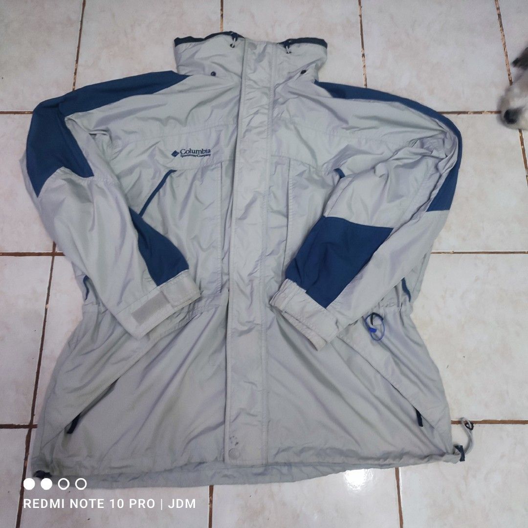 Columbia Vintage Jacket (Category: Coats, Jackets and Outerwear) located in Antipolo. Submitted by klashnikov (Listing ID 1461673253, Image 1). Description: Vintage Columbia Jacket,last 2 pics for reference Size:XL Dimes:27x31.5" Tags:complete Condition:Very Good ColorRate:9.5/10 Honest issue: signs of usage,need wash Payment option:Bank transfer,gcash,cash ₱700 only Pwede videocall for legitimacy Pwede pickup sa aking munting garahe waze (JDM th