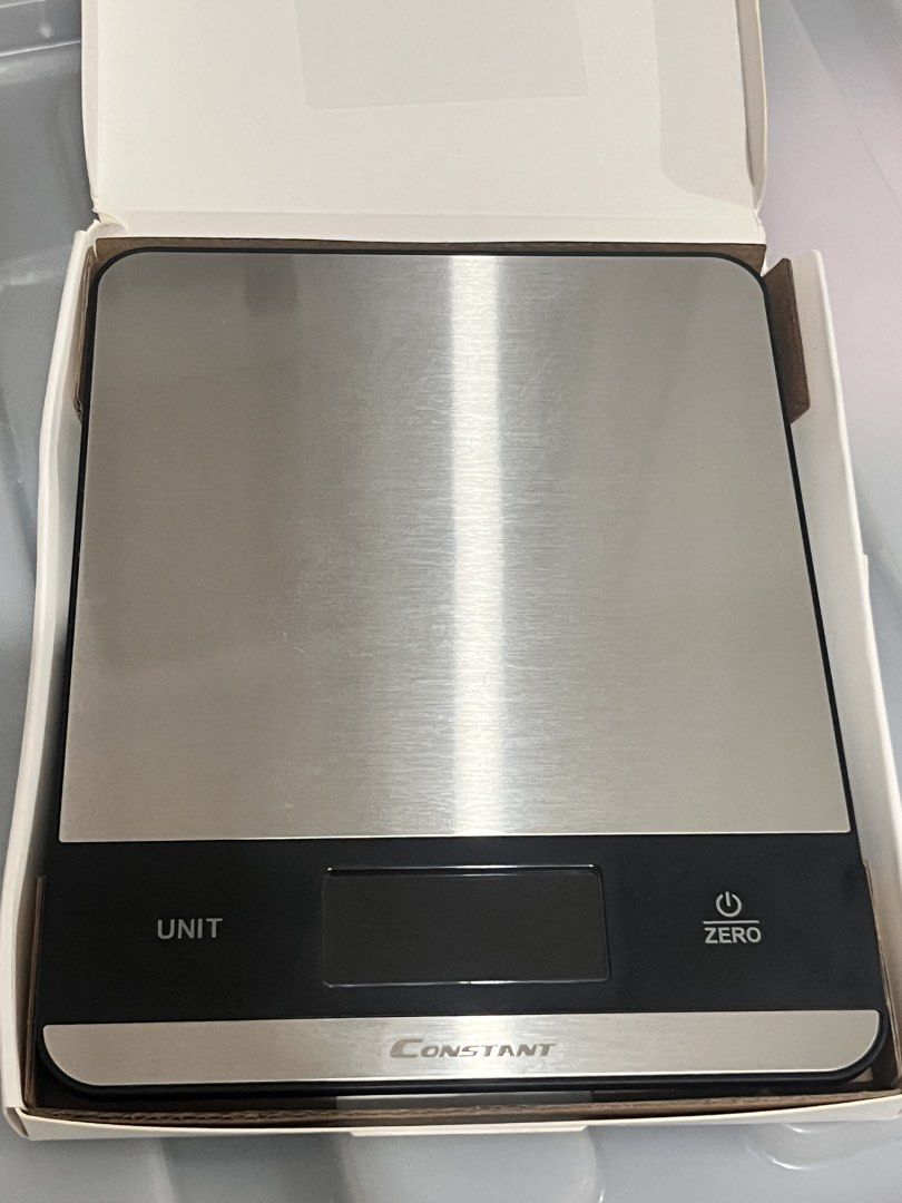 Constant Electronic Kitchen Scale 30B Steel Plate (Category: Other Kitchenware & Tableware) located in Manila. Submitted by buymystuffmd (Listing ID 1461580772, Image 2). Description: - Constant Electronic Kitchen Scale - Durable steel plate surface - Easy-to-use touch buttons - Displays measurements in grams (g), mL, oz - Perfect for precise kitchen weighing - Can weigh liquids for baking - Includes original packaging 💰Gcash/Maya/BPI 🛵 Buyer t