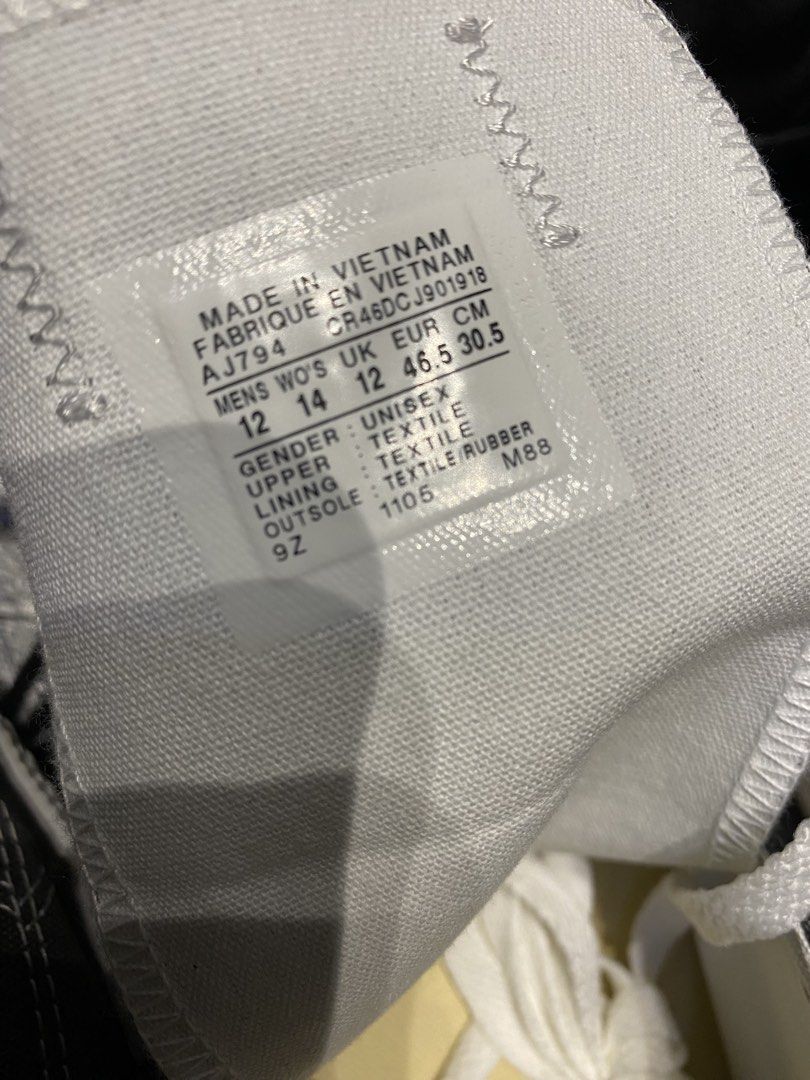 Converse Chuck Taylor All Star Low Top (Category: Casual Shoes) located in Pateros City. Submitted by thrift.kaholic (Listing ID 1461638708, Image 2). Description: .