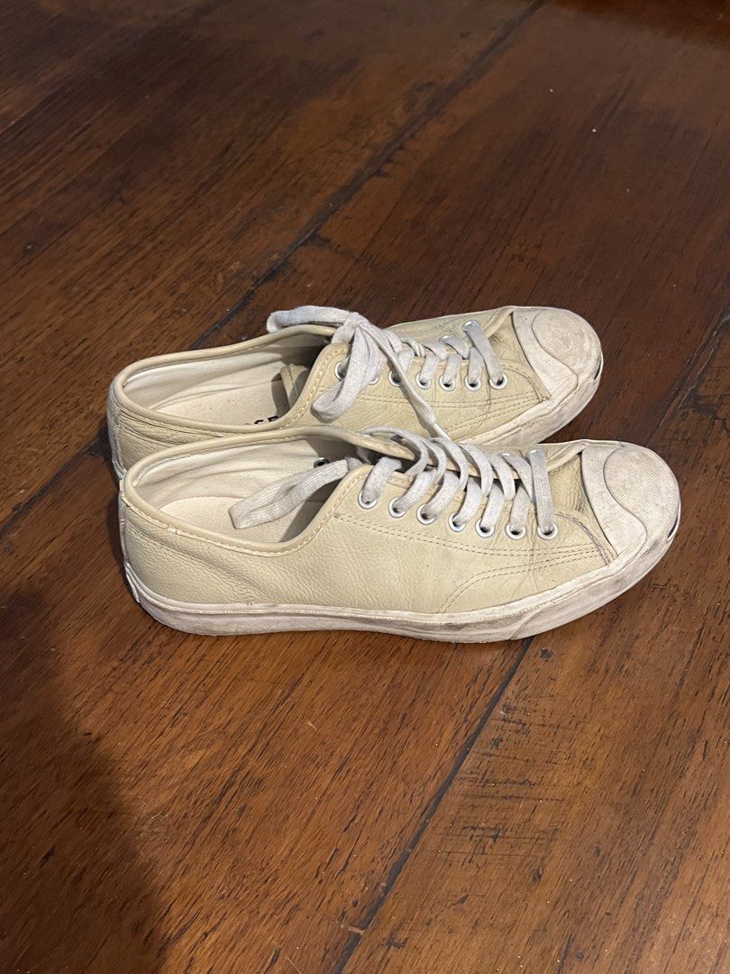 Converse Jack Purcell Low-Tops (Category: Sneakers) located in Pasig City. Submitted by martin.as (Listing ID 1461633347, Image 2). Description: - Brand: Converse - Model: Jack Purcell Low-Tops - Color: Cream/Off-white - Size: EU 40.5 / UK 6.5 / US 7.5 - Condition: Used, with visible signs of wear on soles and uppers. - Features: Classic Jack Purcell design, iconic toe cap 'smile', comfortable for everyday wear..