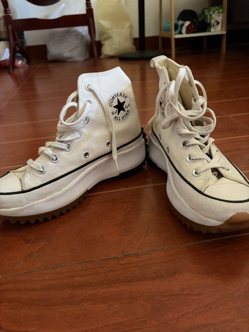 Converse Run star hike (Category: Casual Shoes) located in Manila. Submitted by kimmymanlapig (Listing ID 1461613507, Image 3). Description: -worn twice only -no affected parts sa shoes - size 6 in W.