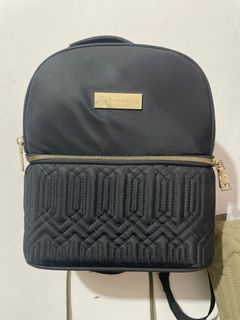 (Kategori: ) berada di . Dikirim oleh almade (ID iklan 1461686064, Gambar 1). Deskripsi: .