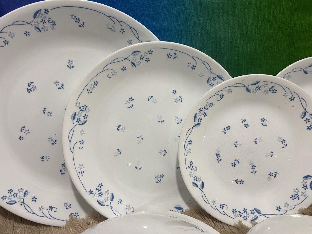 corelle assorted sizes(morning blue) (Category: Dinnerware & Cutlery) located in Pasig City. Submitted by jie_russ (Listing ID 1461737981, Image 3). Description: corelle assorted sizes USED Made in USA 1 dinner plate 1 lunch plate 2 dessert plate 1 serving bowl 1 cereal bowl 1 sm. rice bowl 7 pcs for ₱1,780.