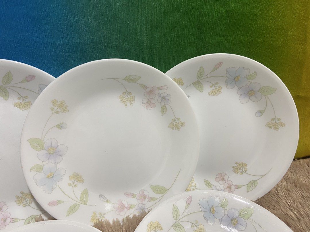 Corelle dessert plate (pastel bouquet (Category: Dinnerware & Cutlery) located in Pasig City. Submitted by jie_russ (Listing ID 1461730679, Image 2). Description: corelle dessert plate USED Made in USA 6 pcs for ₱900.