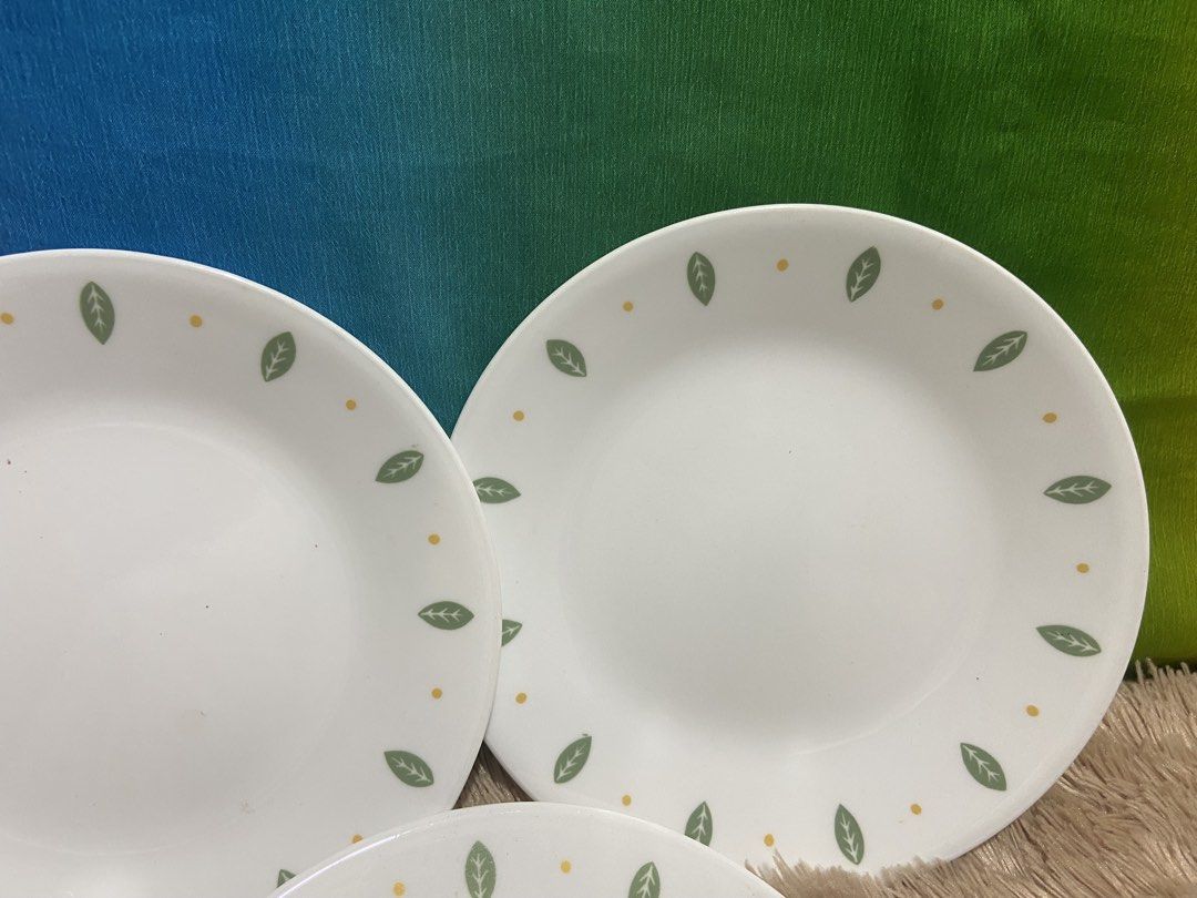 corelle dessert plate(city gardens) (Category: Dinnerware & Cutlery) located in Pasig City. Submitted by jie_russ (Listing ID 1461731915, Image 2). Description: corelle dessert plate USED Made in USA 3 pcs for ₱450.