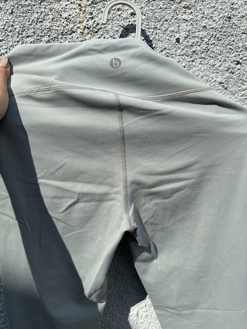 Cotton On Body Grey Active Leggings Size M (Category: Activewear) located in Bacoor. Submitted by de_clutters (Listing ID 1461573812, Image 3). Description: - Brand: Cotton On Body - Color: Grey - Type: Active Leggings - Size: Medium (M) - Fit: High-waisted W: 27in L:37in.