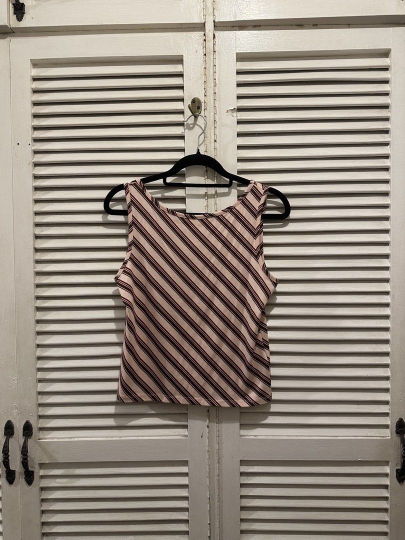 Cotton On Pink Striped Sleeveless Top (Category: Others Tops) located in Rizal. Submitted by ikeuscloset (Listing ID 1461678762, Image 1). Description: .