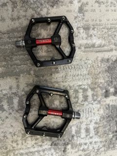 （分類：）位於 。 由 jadenwong321 提交（商品編號 1461734356，圖片 1）。簡介： 。