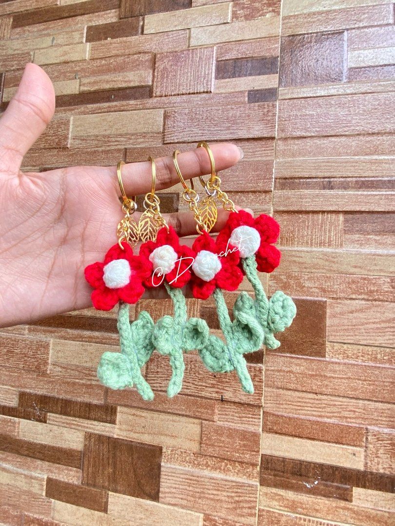 Crochet Flower Keychain (Category: Other Accessories) located in Aroroy. Submitted by crochetbydaphne (Listing ID 1461578146, Image 2). Description: Crochet Flower Keychain💐 Available in 5 different colors •Pastel Blue •Pastel Yellow •Pastel Pink •Red • Lavender 📍Color can be customized 📍Open for commission.