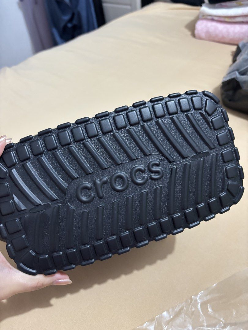 Crocs Black Tote Bag (Category: Tote Bags) located in Lucban. Submitted by quinsdollhouse (Listing ID 1461667744, Image 2). Description: - Brand new black Crocs tote bag - Features classic Crocs holes - Durable sole with rugged tread pattern - Includes original tags - Still sealed in original plastic packaging.