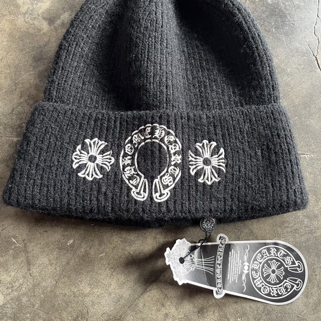 CROME HEARTS BEANIE (Category: Beanies) located in Iloilo. Submitted by 4slugtoslum (Listing ID 1461739519, Image 2). Description: CROME HEARTS BEANIE BRAND NEW ONE SIZE FITS ALL 900.