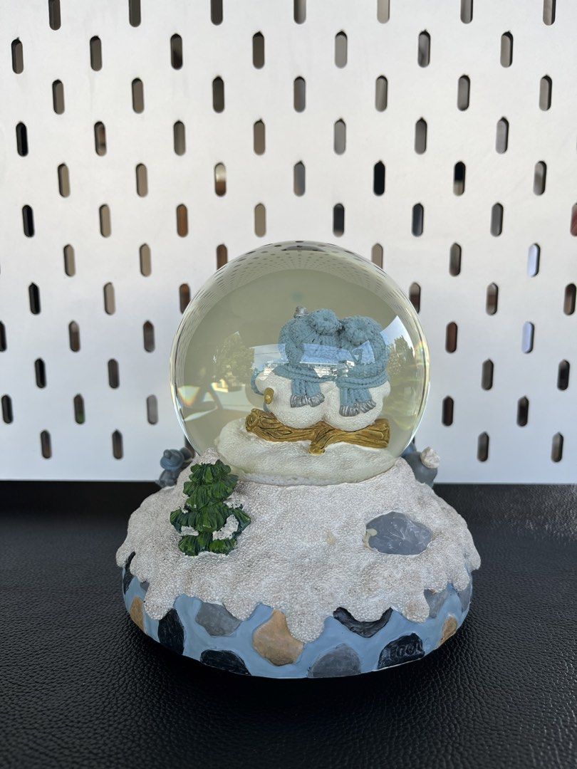Cute Snow Globe with Two Snowmen and Campfire Scene (Category: Vintage Collectibles) located in Quezon City. Submitted by mickieslittlecorner (Listing ID 1461734082, Image 2). Description: - Adorable snow globe with two snuggled snowmen. - Filled with magical snowfall effect when shaken. - Ideal for winter decoration or as a thoughtful gift..