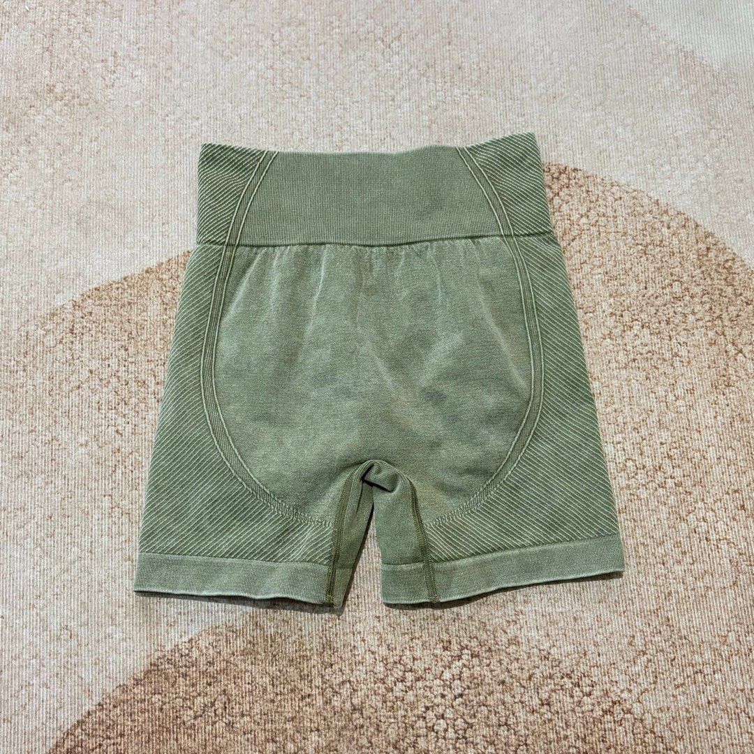 Cycling (Category: Activewear) located in Manila. Submitted by justin.jeyeneyshop (Listing ID 1461729156, Image 3). Description: W22-28 L14 .