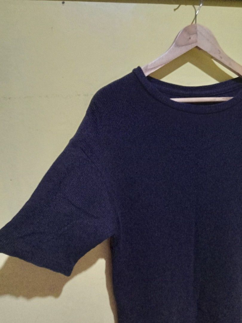 Dark Blue T-shirt (Category: Tshirts & Polo Shirts ) located in San Fernando. Submitted by _luxielleph (Listing ID 1461797852, Image 2). Description: VIEW MY PROFILE FOR MORE. - Classic dark blue t-shirt - Short sleeves and crew neck - Comfortable for everyday wear - Features a subtle ribbed fabric texture - Ideal for casual outfits.