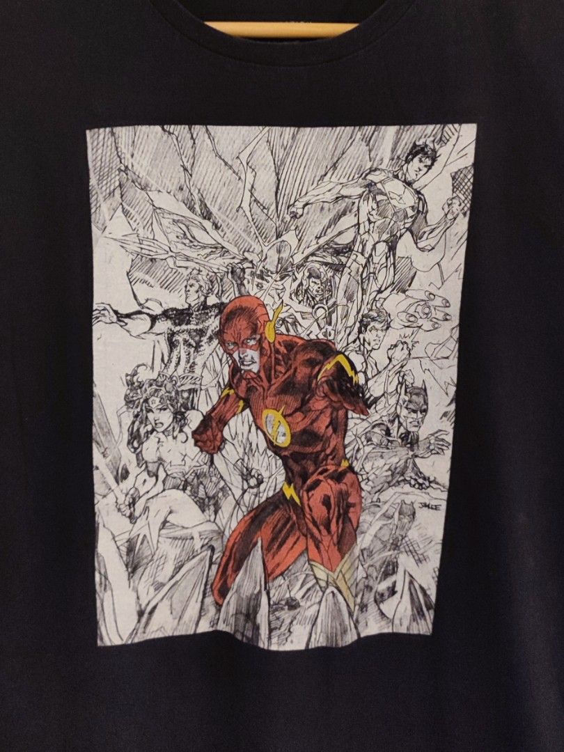 DC Collection By Jim Lee The Flash Tee (Category: Tshirts & Polo Shirts ) located in Ibajay. Submitted by trendholicrepublique (Listing ID 1461744272, Image 3). Description: DC Collection By Jim Lee The Flash Tee 159 Php Color Rate 9.5/10 Medium Size (20.5 x 27) Very Good to Excellent Condition (need wash).