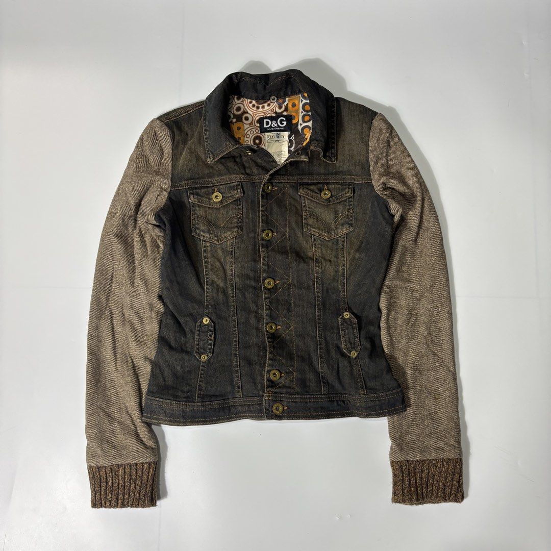 D&G y2k (Category: Coats, Jackets and Outerwear) located in Bacolod City. Submitted by tahimikgumalaw1of1 (Listing ID 1461655099, Image 1). Description: D&G y2k Authentic Small Like new No issue.