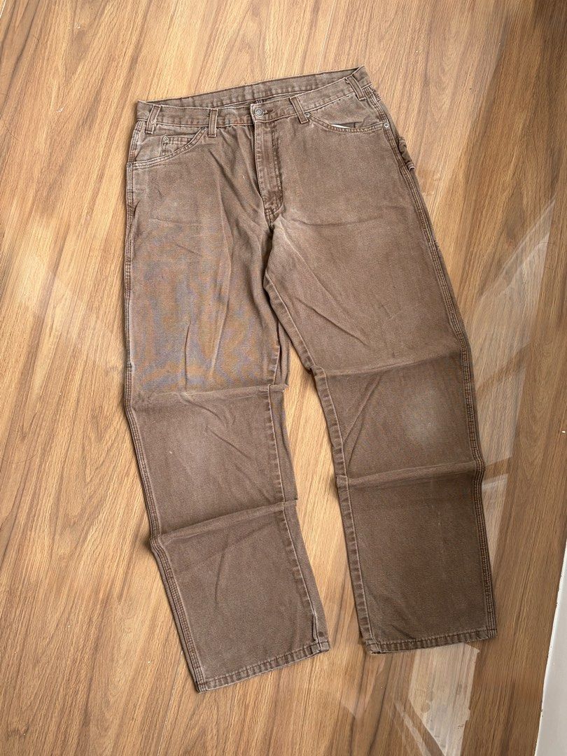 Dickies Carpenter Pants Choco Brown (Category: Jeans) located in Quezon City. Submitted by oneselect_ (Listing ID 1461625582, Image 3). Description: Dickies Carpenter Pants Choco Brown Excellent condition Dimensions: 33” | 43” | 9” ₱1,000 only 📍SJDM, Bulacan.