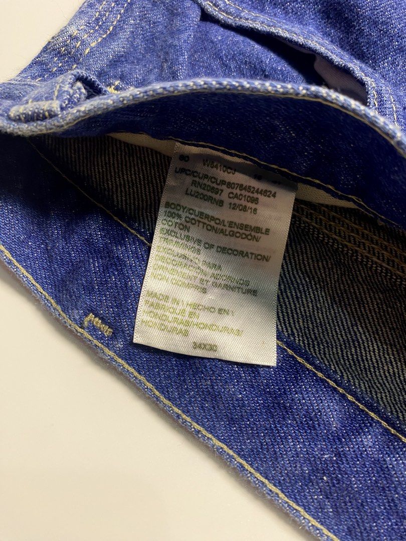 Dickies Denim Carpenter Pants 2 (Category: Jeans) located in Antipolo. Submitted by 1870thrift.wm (Listing ID 1461581968, Image 3). Description: Dickies Blue Denim Carpenter Pants 2 Tag Size - (34x40) 34 on tag, fits up to 36” 41” length 9” hem Issues can be seen on each slide..