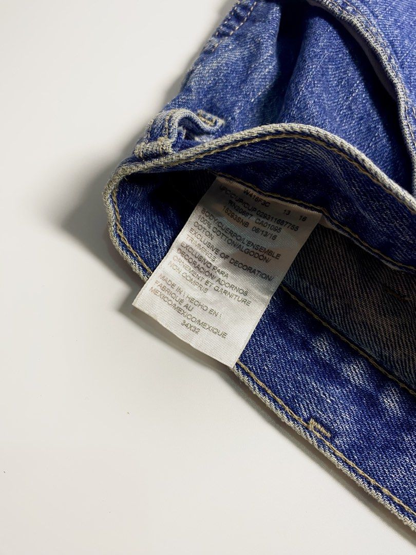 Dickies Denim Double Knee Pants (Category: Jeans) located in Antipolo. Submitted by 1870thrift.wm (Listing ID 1461581717, Image 3). Description: Dickies Denim Double Knee Pants Tag Size - (34x32) 34” waistline 43.5” length 9” hem Issues can be seen on each slide..
